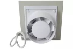 Badkamer ventilator Ø 100 mm met trekkoord en stekker - glazen front satijn zilver